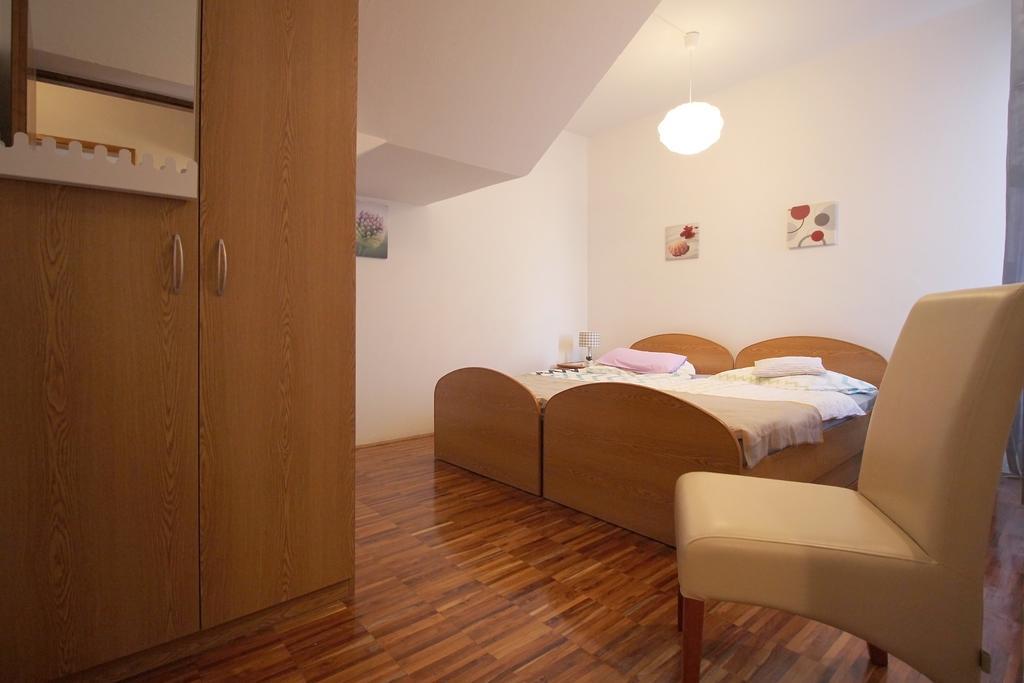 Apartment Andrea Baška Voda Exteriér fotografie
